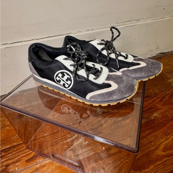 Tory Burch Other - Tory Burch Vintage Nylon Runner- EUC
